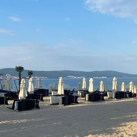 Anita B16 Sunny Apartament *