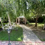 Anita B16 Sunny Апартаменти *