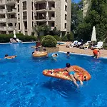 Anita B16 Sunny Апартаменти